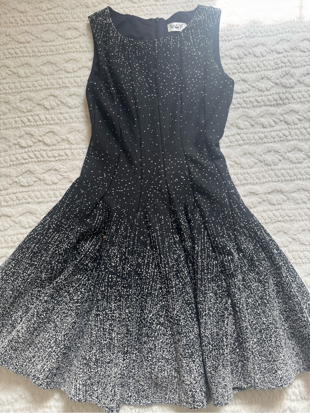Eliza J black sleeveless jewel neck ombré dot fit and flare sweater dress sz 6